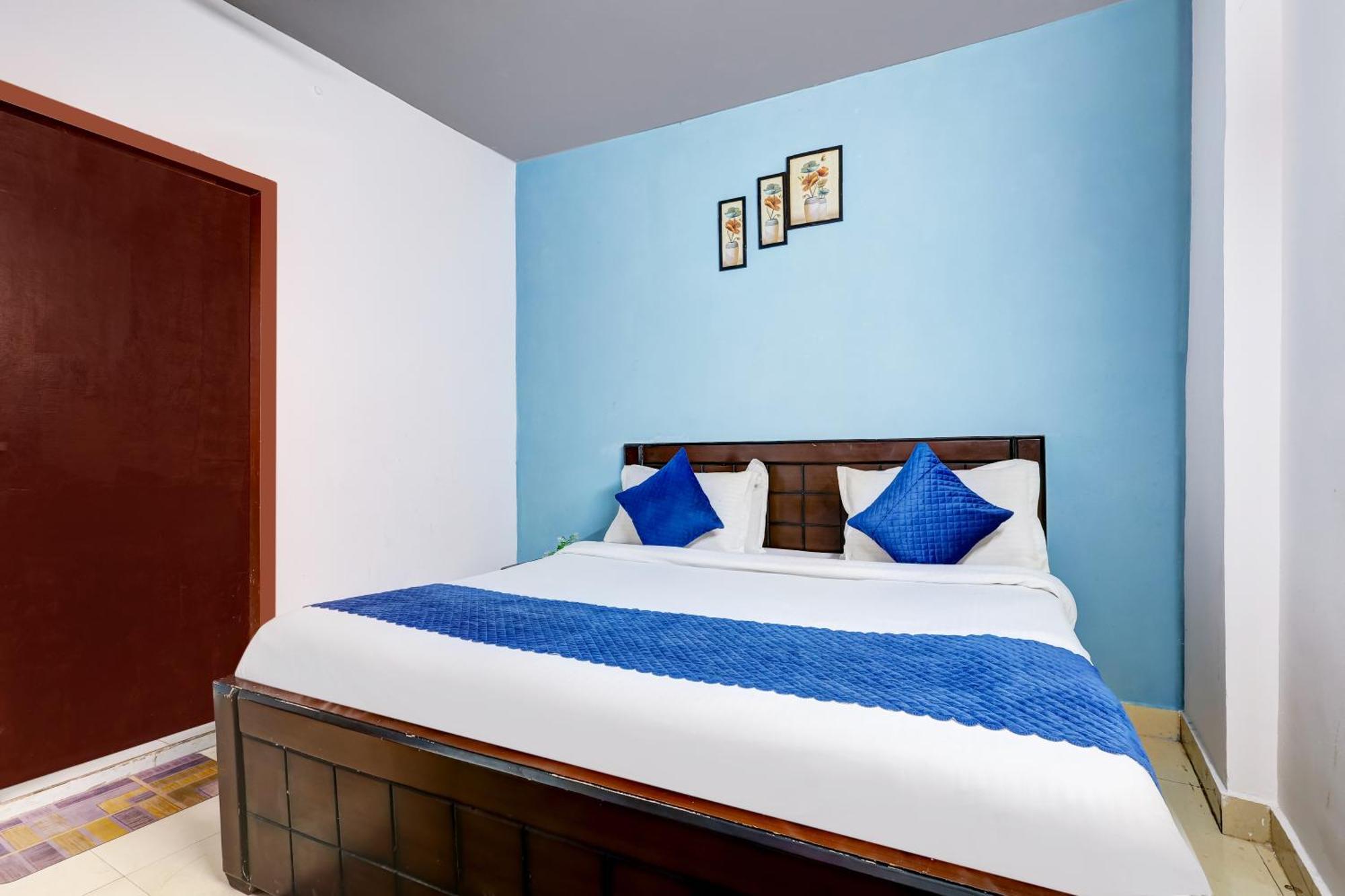 Guest house Great Near Hauz Khas Deer Park *